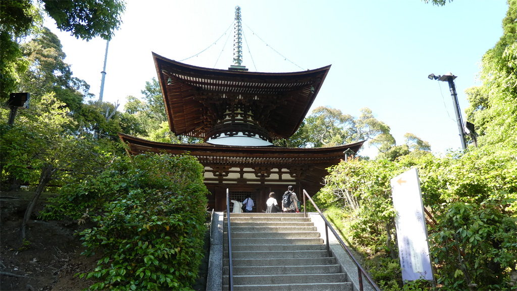 石山寺を観光したい！～アクセス方法・駐車場について～ - 紫式部ゆかりの地、石山寺の観光！ アクセス、駐車場、紅葉、宿