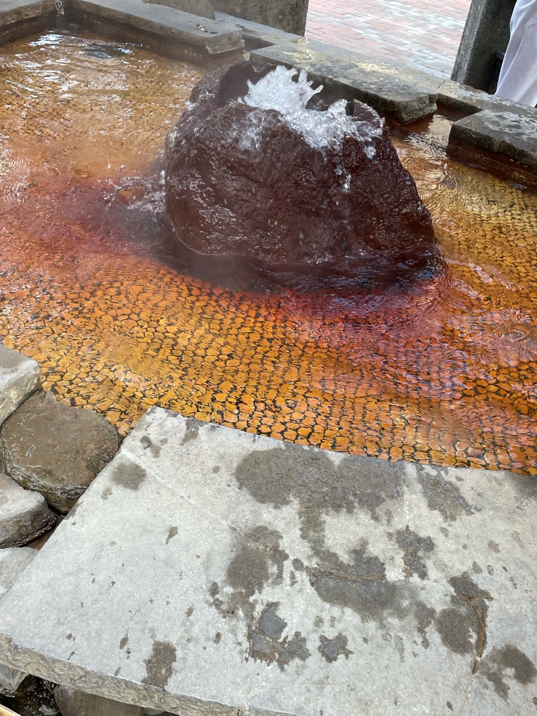 老後の住まいを温泉地で選ぶ！温泉専門家おすすめ移住エリア「大分県 別府温泉」｜tayorini by LIFULL介護