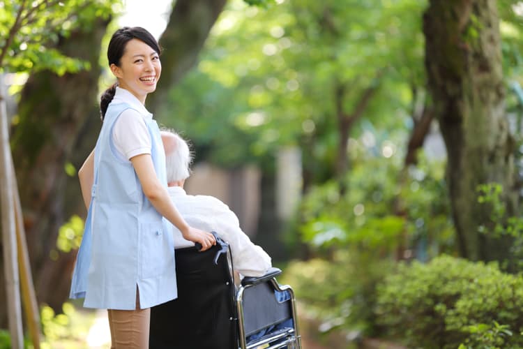 くさかり眼科の視能訓練士求人｜地域密着型で幅広い診療を行う眼科クリニックです‼｜千葉県浦安市新浦安駅