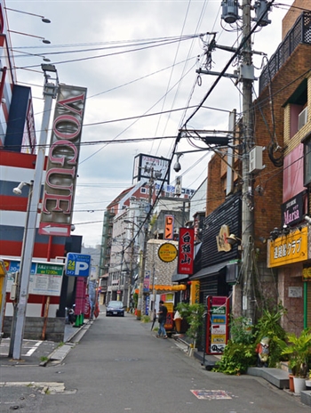 昭和風俗の文化遺産ともいうべき街並みや劇場が生き続けている場所…男のアソコではなくカメラを握りしめ風俗街を歩き続ける元風俗嬢〜紅子の色街 探訪記vol.22・昭和風俗の文化遺産北九州市小倉 | デラべっぴんR