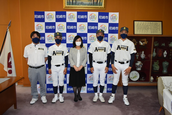 兵庫県立尼崎西高等学校介紹| Uniform Map 制服地圖