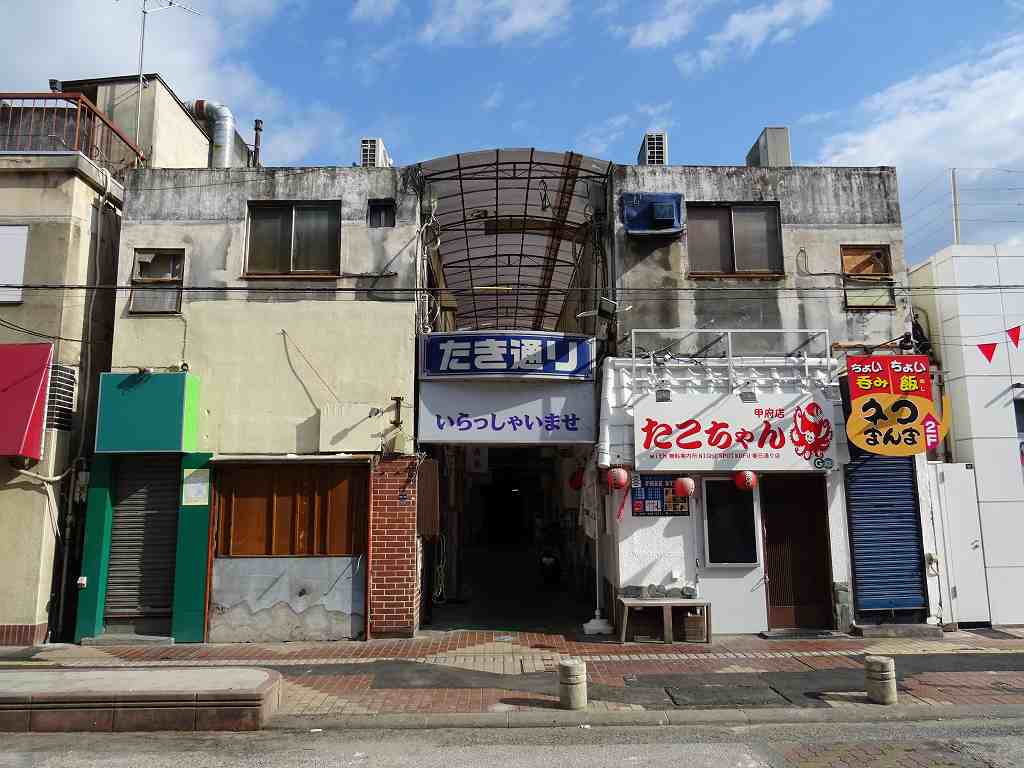 チロル | 焼きそば名店探訪録