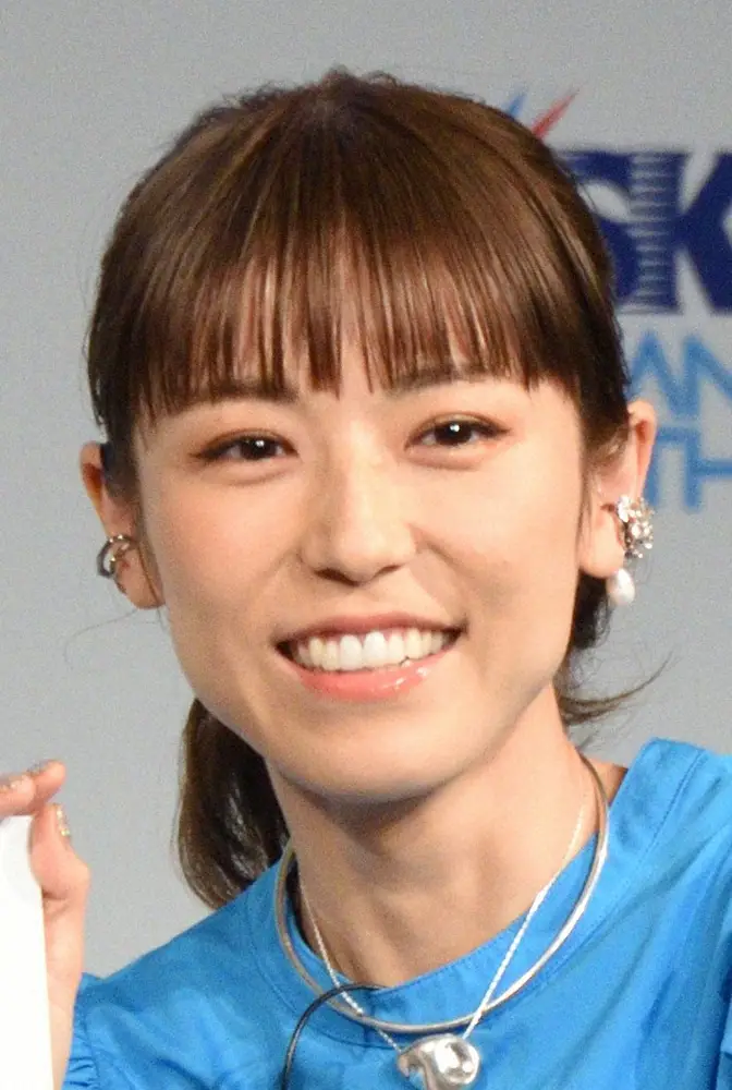 ミルクボーイ内海、川口春奈に“ネタかぶせ”幼少期ショット公開「オカンから送られてきました」― スポニチ Sponichi