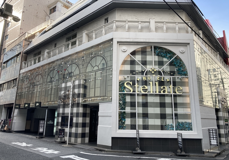 新宿歌舞伎町『HOTEL STELLATE』 Luxeタイプ 401号室のお部屋紹介！白を基調としたやさしい雰囲気のお部屋【ラブホ紹介】