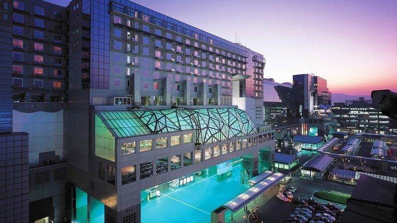 ホテルSOFITEL DUBAI THE OBELISKドバイ、5*(アラブ首長国連邦)