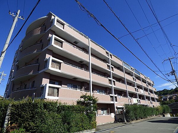 兵庫・達人と巡る角打ち】垂水・フジワラ酒店の噺 - 酒噺│もっとお酒が楽しくなる情報サイト