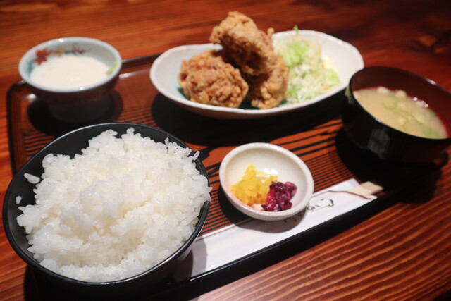 秋葉原】北陸直送の鮮魚が絶品！「杉のあかり」の海鮮丼ランチがおすすめすぎる｜秋葉原の情報メディア「あきばる」