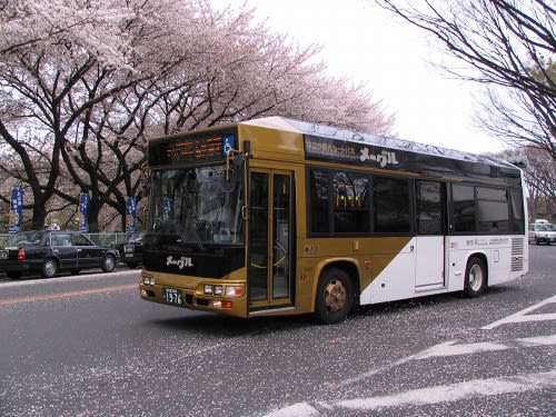 名古屋駅から徳川美術館行きのバスの乗り方 - 「天下人の城」〜徳川美術館応援団〜