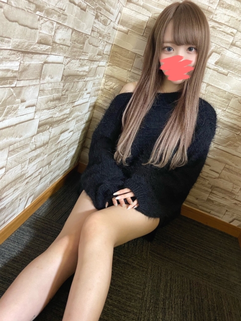 ひらりさん（24歳）のプロフィール｜日本橋の風俗・激安ホテヘル【コアクマックス日本橋店】