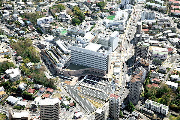 写真 : 八事日赤駅