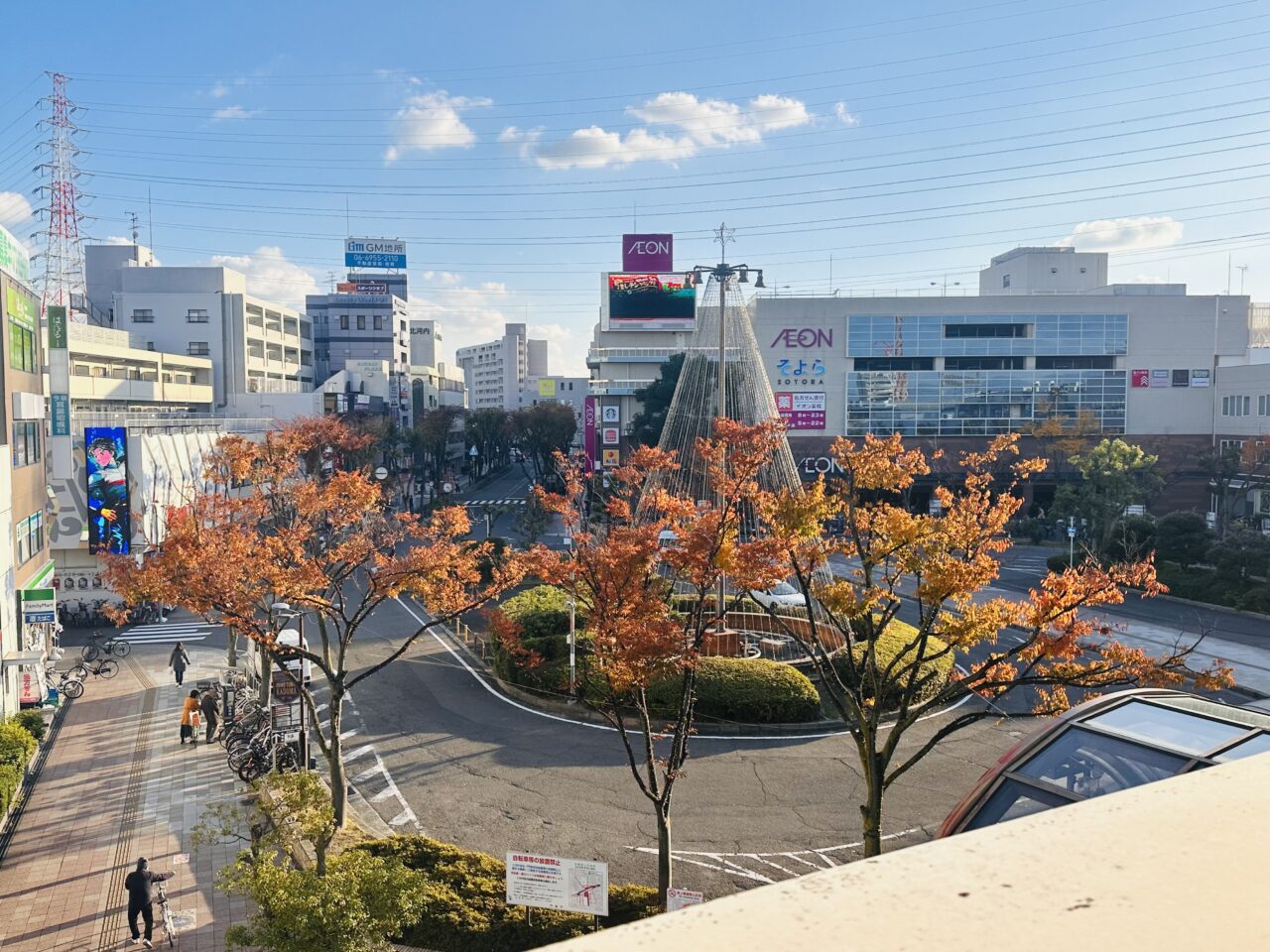 イラストレーター・古川タクさん作品展 19日から出身地の伊賀で |