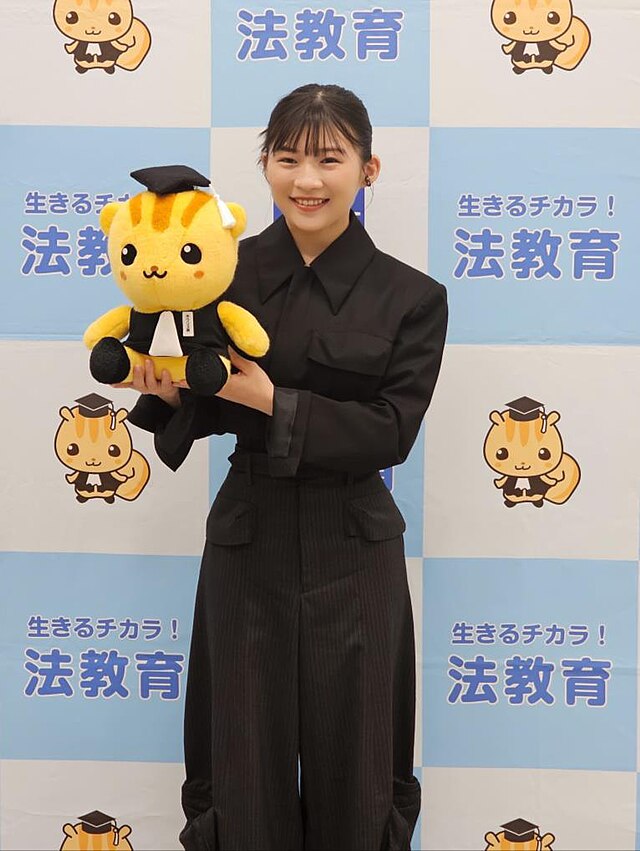 芸能プロダクション2022年イチ押し新人＞オードリー・ヘプバーンに憧れて芸能界へ、浅井企画所属・伊藤亜里子「唯一無二の女優になりたい」 | ニュース  |