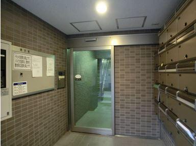 新宿歌舞伎町ど真ん中！広めのワンルームタイプのマンションが初期費用１２万円、家賃７５０００円♪ | 東京部屋探し 