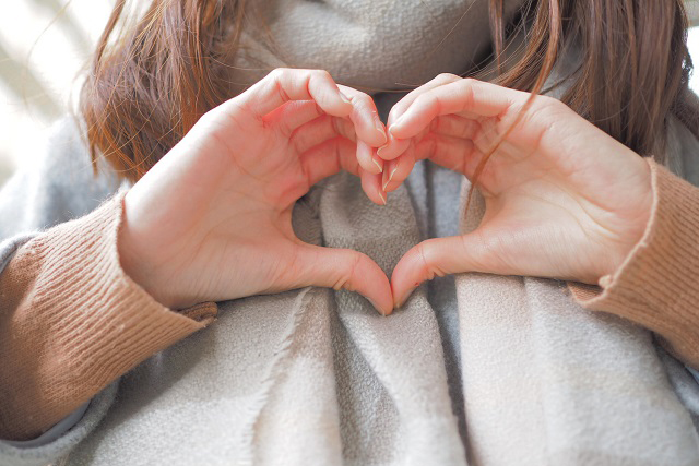 キスしたら唇が離れなくなっちゃいました🥺