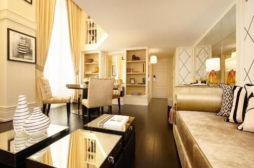 フランス、パリのCastille Paris - Starhotels